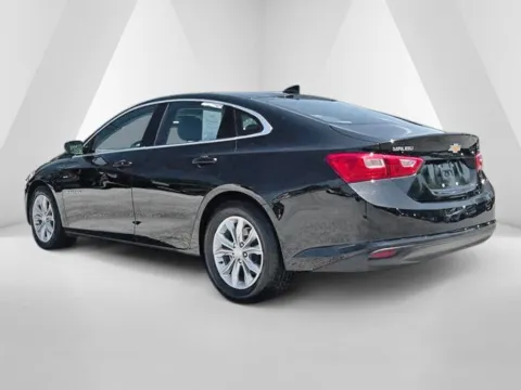 More photos of 2024 Chevrolet Malibu LT at Hocking Valley Motors, OH