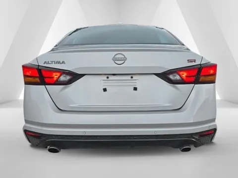 More photos of 2024 Nissan Altima 2.5 SR at Hocking Valley Motors, OH