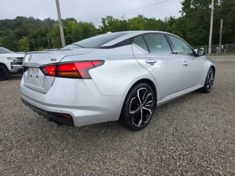 More photos of 2024 Nissan Altima 2.5 SR at Hocking Valley Motors, OH