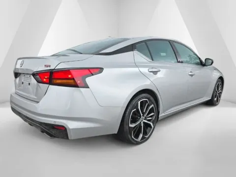 More photos of 2024 Nissan Altima 2.5 SR at Hocking Valley Motors, OH