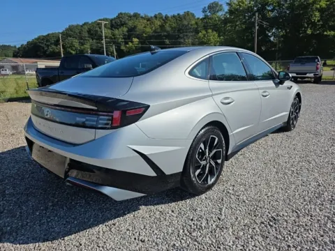 More photos of 2025 Hyundai Sonata SEL at Hocking Valley Motors, OH