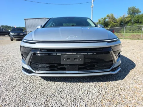 Photos of 2025 Hyundai Sonata SEL for sale in Logan, OH at Hocking Valley Motors