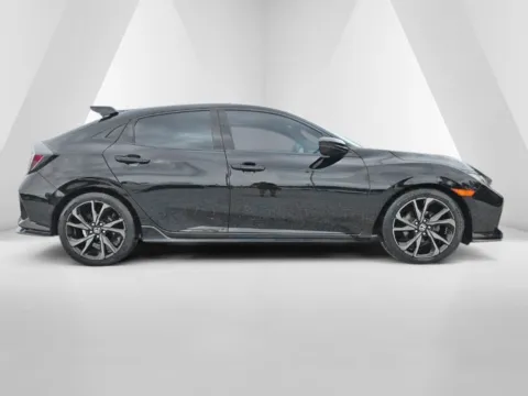 More photos of 2017 Honda Civic Sport at Hocking Valley Motors, OH