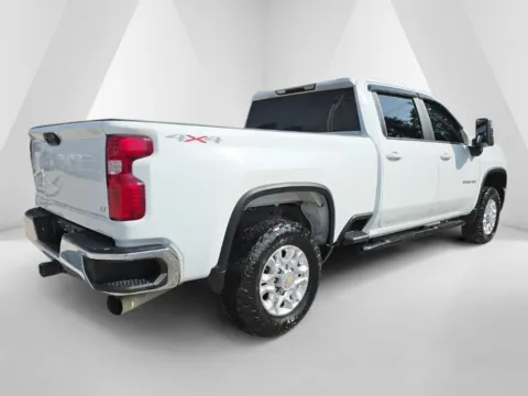 More photos of 2021 Chevrolet Silverado 2500 HD LT at Hocking Valley Motors, OH