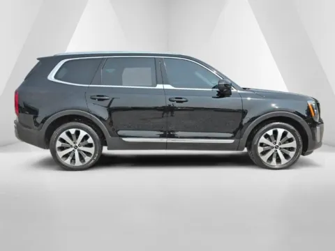 More photos of 2022 Kia Telluride EX at Hocking Valley Motors, OH