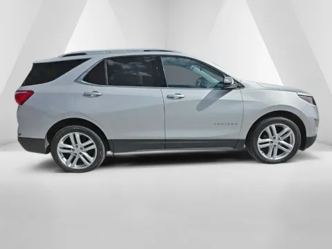 More photos of 2020 Chevrolet Equinox Premier at Hocking Valley Motors, OH