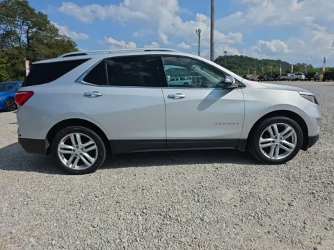 More photos of 2020 Chevrolet Equinox Premier at Hocking Valley Motors, OH