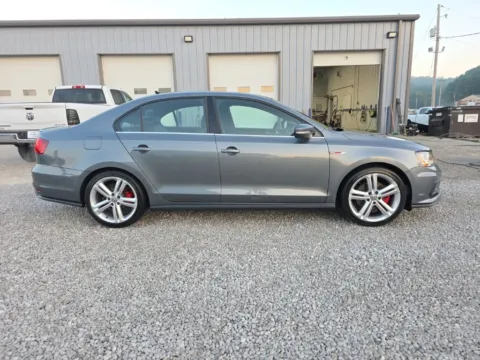 More photos of 2017 Volkswagen Jetta GLI at Hocking Valley Motors, OH