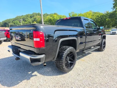 More photos of 2018 GMC Sierra 1500 SLE at Hocking Valley Motors, OH