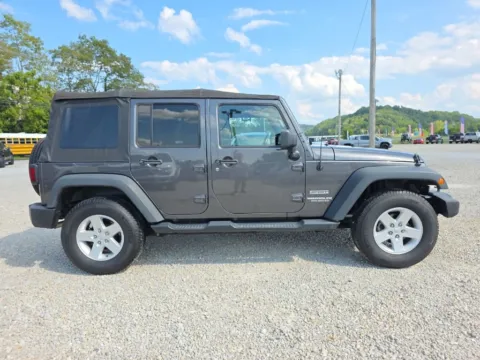 More photos of 2017 Jeep Wrangler Unlimited Sport at Hocking Valley Motors, OH