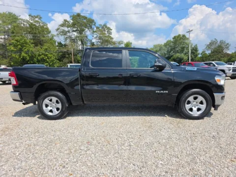 More photos of 2021 Ram 1500 Big Horn/Lone Star at Hocking Valley Motors, OH
