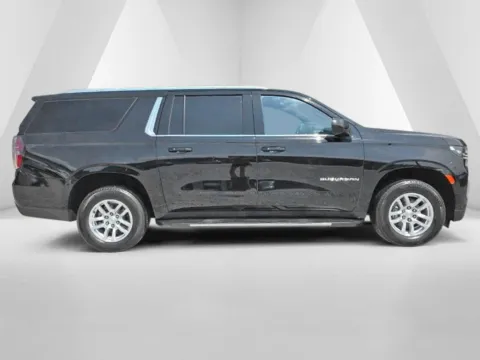 More photos of 2024 Chevrolet Suburban LT at Hocking Valley Motors, OH