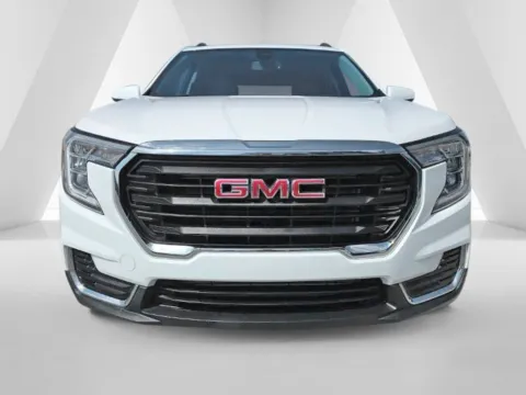 Another view of 2023 GMC Terrain SLE for sale in Logan, OH at Hocking Valley Motors