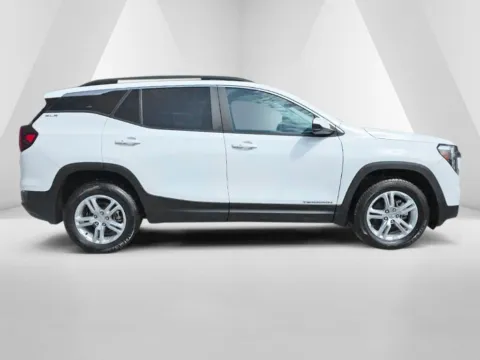 More photos of 2023 GMC Terrain SLE at Hocking Valley Motors, OH