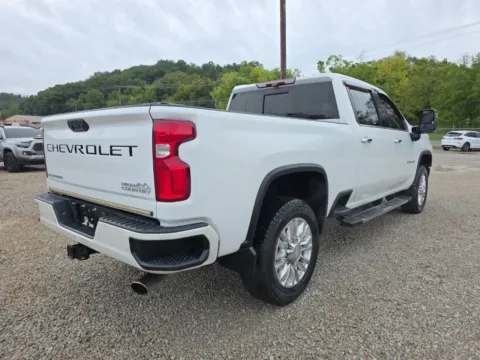 More photos of 2020 Chevrolet Silverado 2500 HD High Country at Hocking Valley Motors, OH