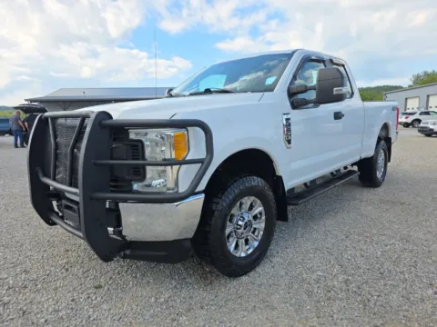 Another view of 2017 Ford F-250SD XL for sale in Logan, OH at Hocking Valley Motors