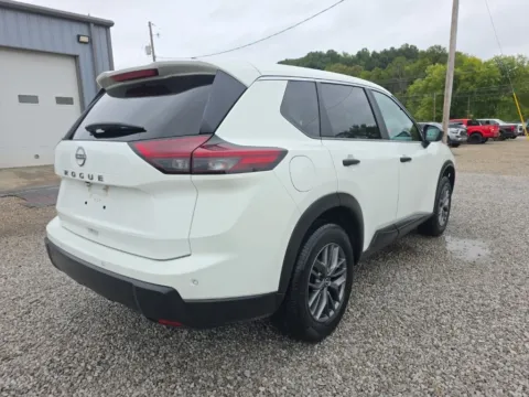 More photos of 2024 Nissan Rogue S at Hocking Valley Motors, OH