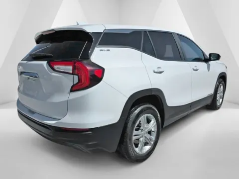 More photos of 2024 GMC Terrain SLE at Hocking Valley Motors, OH