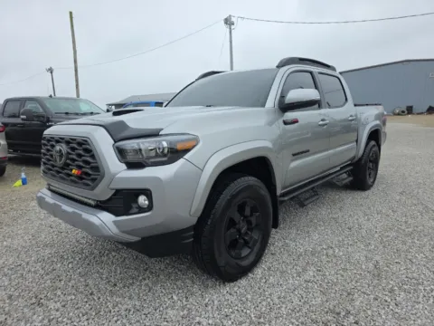 Another view of 2016 Toyota Tacoma TRD Sport for sale in Logan, OH at Hocking Valley Motors