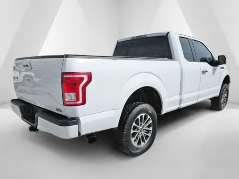 More photos of 2015 Ford F-150 at Hocking Valley Motors, OH
