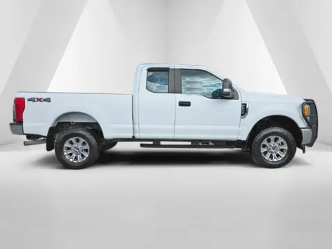 More photos of 2017 Ford F-250SD XL at Hocking Valley Motors, OH