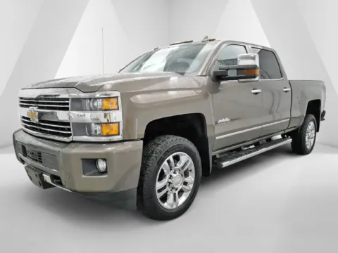 Another view of 2015 Chevrolet Silverado 2500 HD High Country for sale in Logan, OH at Hocking Valley Motors