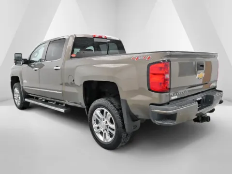 More photos of 2015 Chevrolet Silverado 2500 HD High Country at Hocking Valley Motors, OH