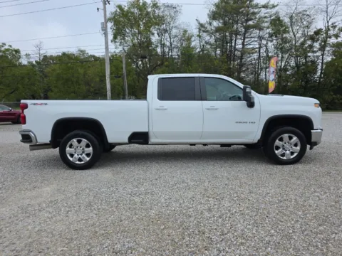More photos of 2021 Chevrolet Silverado 3500 HD LT at Hocking Valley Motors, OH