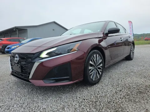More photos of 2024 Nissan Altima 2.5 SV at Hocking Valley Motors, OH