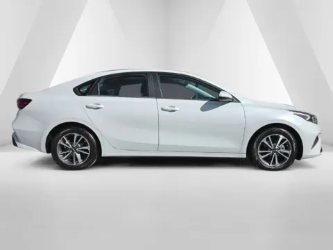 More photos of 2024 Kia Forte LXS at Hocking Valley Motors, OH