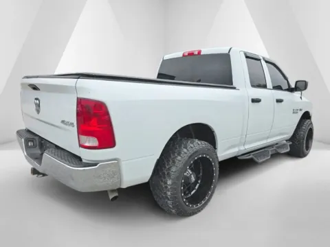 More photos of 2016 Ram 1500 Tradesman at Hocking Valley Motors, OH