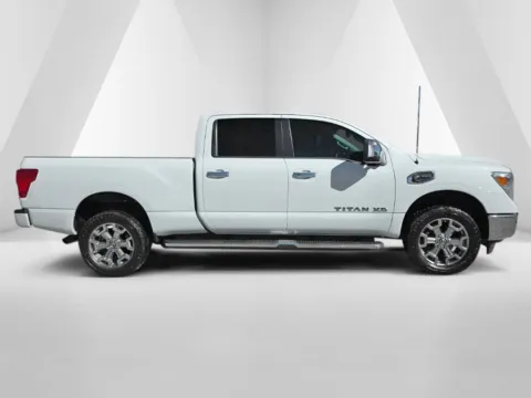 More photos of 2019 Nissan Titan XD SL at Hocking Valley Motors, OH