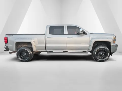 More photos of 2015 Chevrolet Silverado 2500 HD LTZ at Hocking Valley Motors, OH
