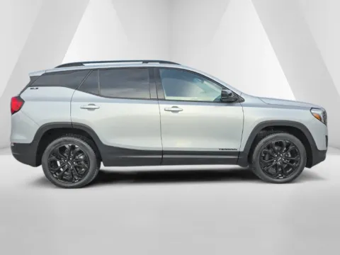 More photos of 2021 GMC Terrain SLE at Hocking Valley Motors, OH