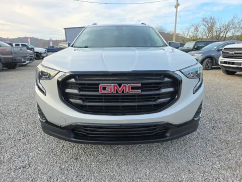 Photos of 2021 GMC Terrain SLE for sale in Logan, OH at Hocking Valley Motors