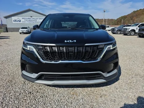 Photos of 2022 Kia Carnival LXS for sale in Logan, OH at Hocking Valley Motors
