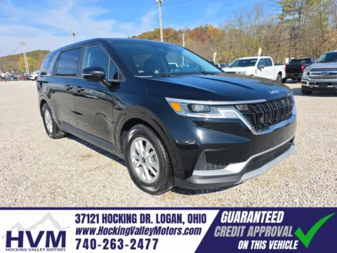 Black 2022 Kia Carnival LXS for sale in Logan, OH