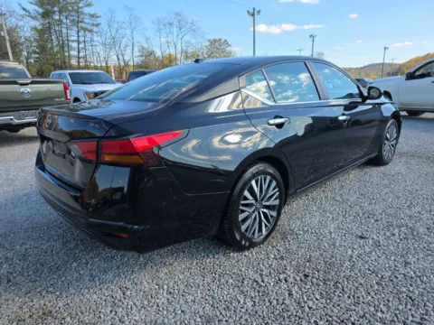 More photos of 2025 Nissan Altima 2.5 SV at Hocking Valley Motors, OH