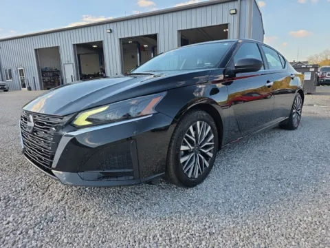 Another view of 2025 Nissan Altima 2.5 SV for sale in Logan, OH at Hocking Valley Motors
