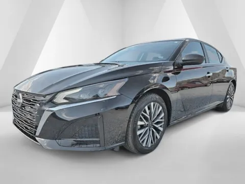 More photos of 2025 Nissan Altima 2.5 SV at Hocking Valley Motors, OH