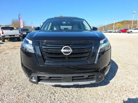 Photos of 2022 Nissan Pathfinder SL for sale in Logan, OH at Hocking Valley Motors