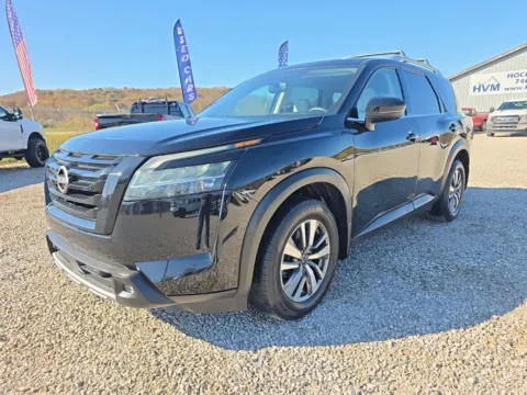 Another view of 2022 Nissan Pathfinder SL for sale in Logan, OH at Hocking Valley Motors