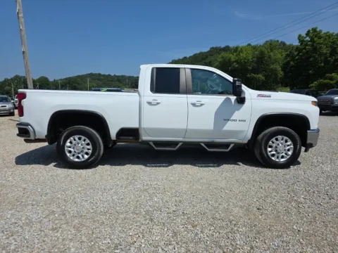 More photos of 2022 Chevrolet Silverado 2500HD LT at Hocking Valley Motors, OH