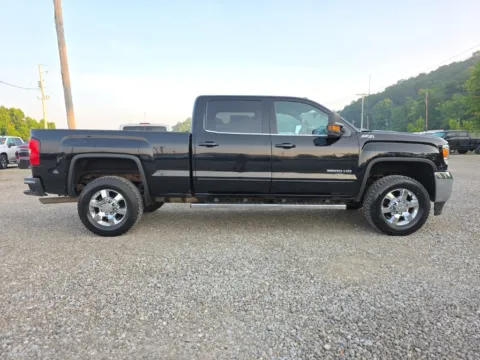 More photos of 2018 GMC Sierra 3500HD SLE at Hocking Valley Motors, OH