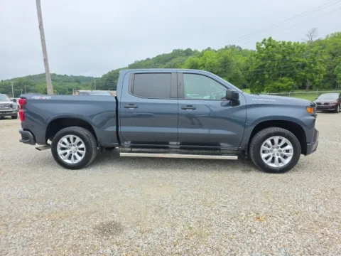 More photos of 2021 Chevrolet Silverado 1500 Custom at Hocking Valley Motors, OH