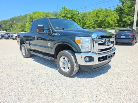 Green 2015 Ford F-250SD XLT for sale in Logan, OH