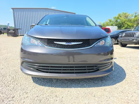 Photos of 2017 Chrysler Pacifica LX for sale in Logan, OH at Hocking Valley Motors