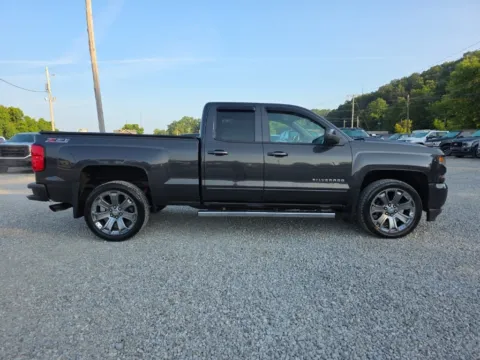More photos of 2016 Chevrolet Silverado 1500 LT at Hocking Valley Motors, OH