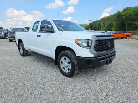 White 2018 Toyota Tundra SR for sale in Logan, OH