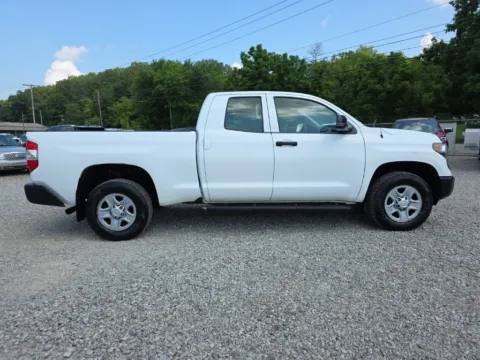 More photos of 2018 Toyota Tundra SR at Hocking Valley Motors, OH